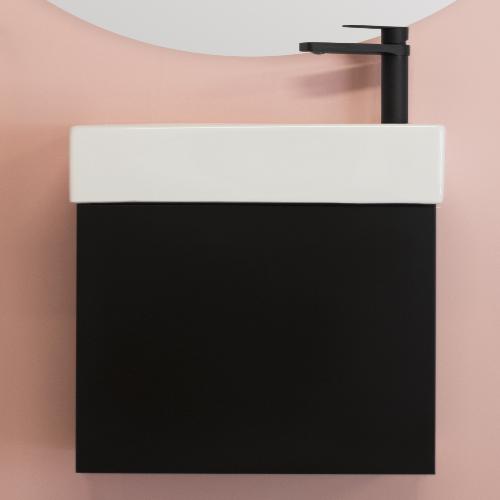 ADP: Tiny Ensuite Vanity